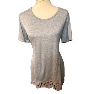 Meaneor gray lace dollie hem light weight cap sleeve tee size XL